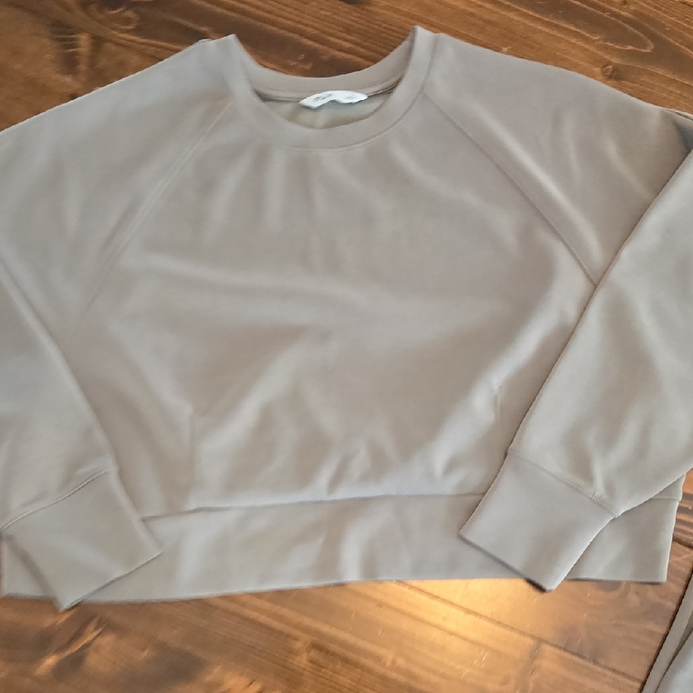 FLX Sage Green Sweatshirt and Joggers Set - Picture 6 of 8
